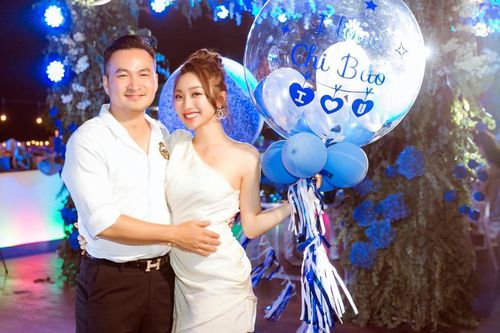 Bạn gái kém 16 tuổi mừng sinh nhật diễn viên Chi Bảo: Khó khăn, sóng gió vẫn luôn được cùng anh