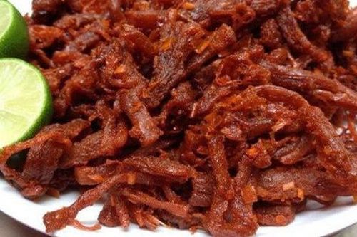 Cận Tết, cẩn trọng thịt lợn sề, lợn bệnh, phổi bò đội lốt thịt bò khô làm 'đau' ví, hại thân!
