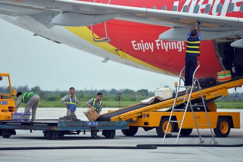 Hãng bay gặp khó, logistic hàng không vẫn lãi trong quý IV/2020