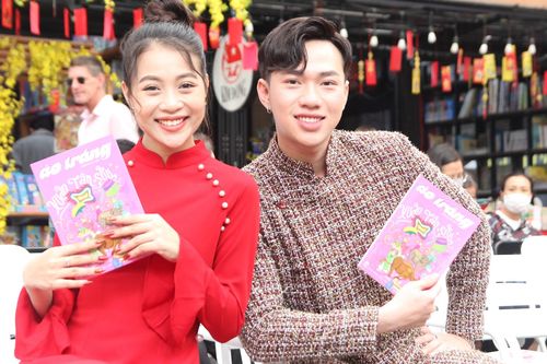 Tặng quà Tết bằng sách - tìm lại nét đẹp văn hóa