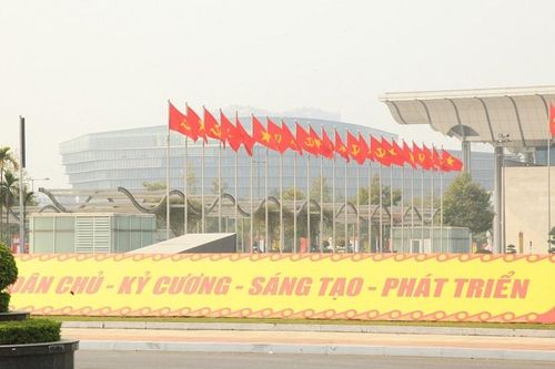 Cán bộ, người dân Hà Nội gửi gắm niềm tin vào những quyết sách từ Đại hội XIII của Đảng