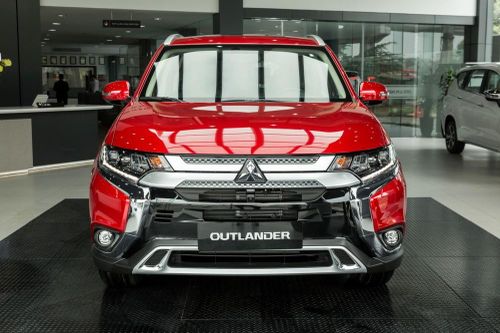 Thu hồi hơn 5000 xe ô tô Mitsubishi Outlander để khắc phục lỗi