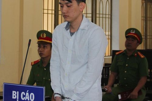 Gã nhân viên trộm gần 460 lượng vàng của gia chủ