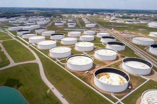 Giá xăng dầu hôm nay 25/1: Lấy lại đà tăng