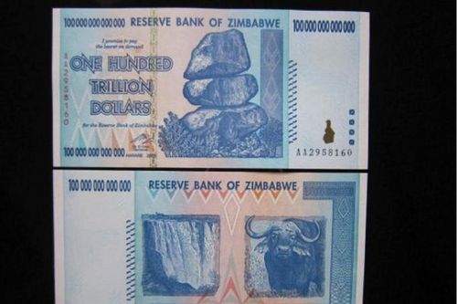 'Đại gia' Việt lùng mua tờ 100 tỷ đô-la Zimbabwe làm quà lì xì năm mới