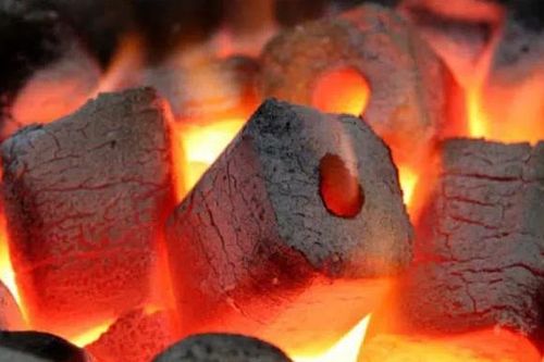 Công an hướng dẫn cách nhận biết và cứu người ngộ độc than sưởi ấm