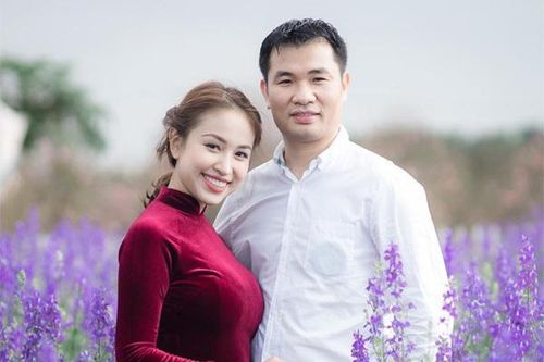 Vân Hugo lần đầu công khai rõ khuôn mặt ông xã doanh nhân