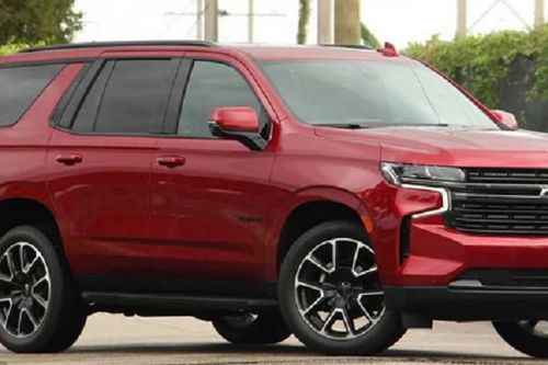 SUV động cơ V8 công suất 355 mã lực, giá từ 1,3 tỷ đồng