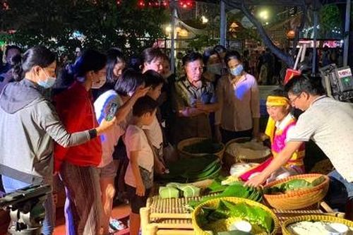 Tỉnh Phú Thọ tham gia Lễ hội Tết Việt năm 2021