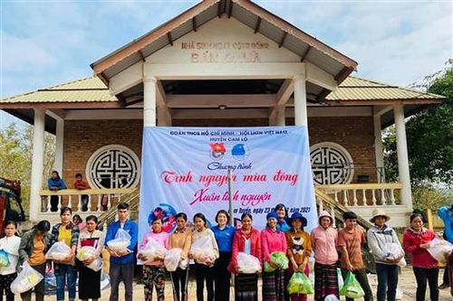 Chương trình 'Tình nguyện mùa đông - Xuân tình nguyện' tại Bản Chùa