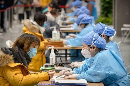 Châu Á dễ gặp 'sóng thần' COVID-19 sau kỳ nghỉ Tết