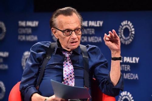 Huyền thoại Larry King qua đời sau thời gian chống chọi với bệnh COVID-19