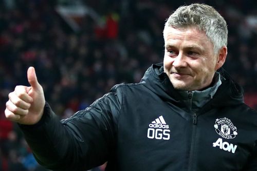 Neville, Scholes nợ Solskjaer lời xin lỗi