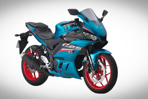Yamaha R25 2021 được ra mắt tại Malaysia - thêm màu, thay tem