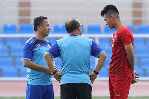 Bóng đá Việt Nam hôm nay: Học trò HLV Park Hang Seo chấn thương nặng