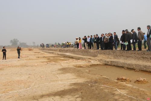 Phát hiện tư liệu mới qua khai quật khảo cổ di tích Thành Nhà Hồ