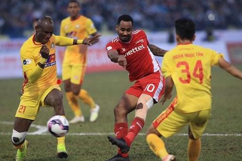 HLV Viettel nói gì khi cùng Hà Nội FC đứng nhóm cuối bảng xếp hạng?
