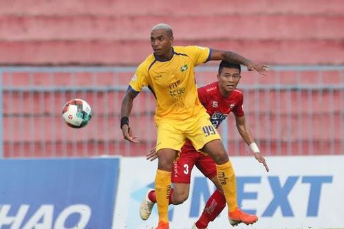 SLNA chính thức chia tay tiền đạo Felipe Martins