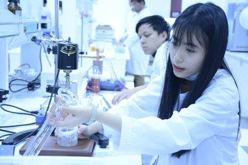 Xây nhóm nghiên cứu mạnh tại các trường ĐH: Tháo nút thắt nghiên cứu khoa học