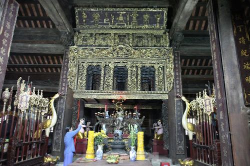 Độc đáo bảo vật quốc gia Cửa võng tại đình làng Thổ Hà ở Bắc Giang