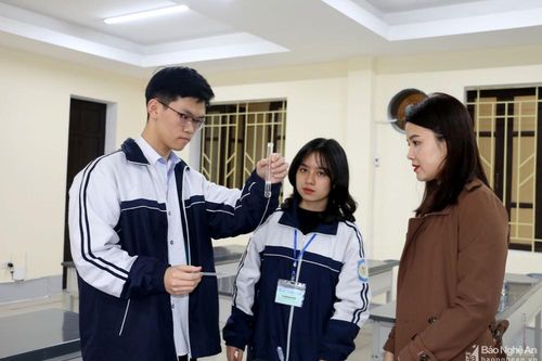 Chân dung 2 học sinh đạt giải Nhất Quốc gia môn Sinh học
