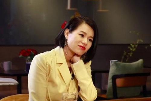 Hồ Hạnh Nhi: 'Tôi hận mẹ vì bà ấy bỏ rơi mình từ nhỏ'