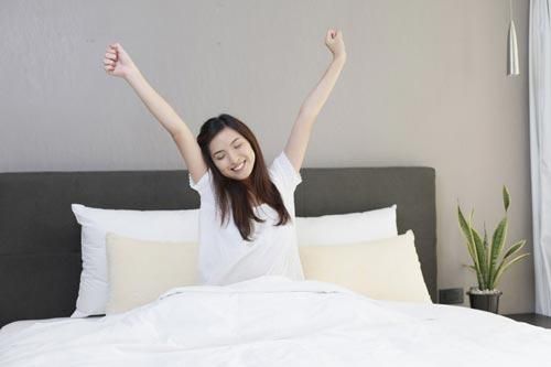 Lợi ích không ngờ của việc thức dậy sớm