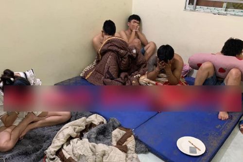 Nhóm 'nam thanh nữ tú' hùn tiền mua ma túy 'bay lắc' thâu đêm suốt sáng
