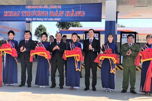 Công ty Xăng dầu Bắc Tây Nguyên khai trương cửa hàng 68