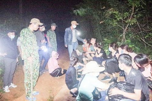 Nỗ lực phòng, chống COVID-19 ở địa bàn trọng điểm