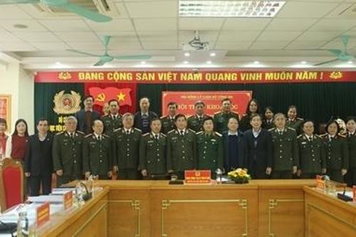 Gắn giảng dạy lý luận chính trị với thực tiễn công tác Công an