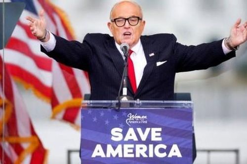 Luật sự chiến dịch 'lật kèo' bầu cử của Trump bị kiện đòi 1,3 tỷ USD
