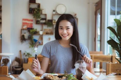 Đây là lý do bạn không nên bỏ ăn sáng mỗi ngày
