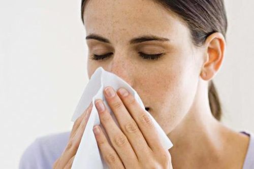 Chảy nước mũi trong mùa lạnh - khi nào cần đến gặp bác sĩ?