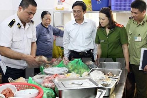 Bảo đảm an toàn vệ sinh thực phẩm dịp Tết Nguyên đán
