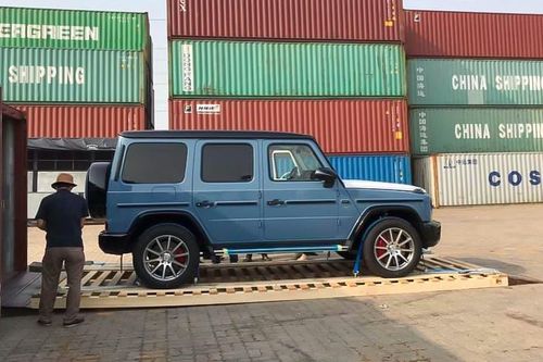 Mercedes-AMG G 63 màu xanh của Cường Đô La sử dụng các tùy chọn nào?