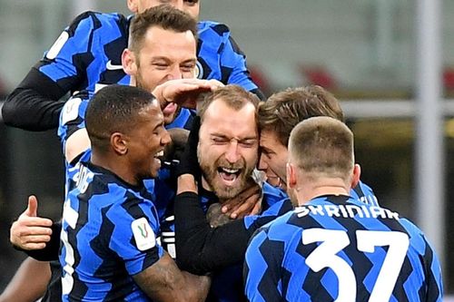 Cú đá phạt đảo ngược sự nghiệp Eriksen tại Inter?