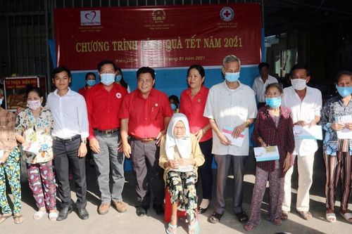 Chợ tết nhân đạo Tân Sửu năm 2021 ở Kiên Giang