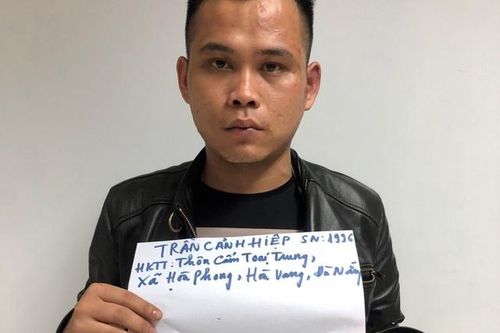 Bắt đối tượng mua bán 800 viên ma túy tổng hợp