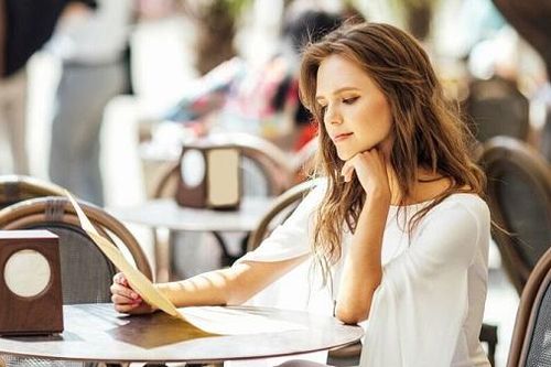 12 điều phụ nữ Pháp không làm sau tuổi 30