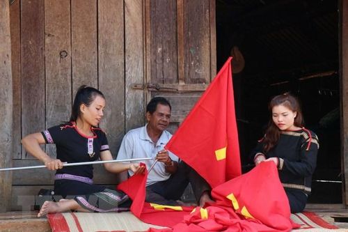 Đời sống vật chất, tinh thần của đồng bào các dân tộc khởi sắc