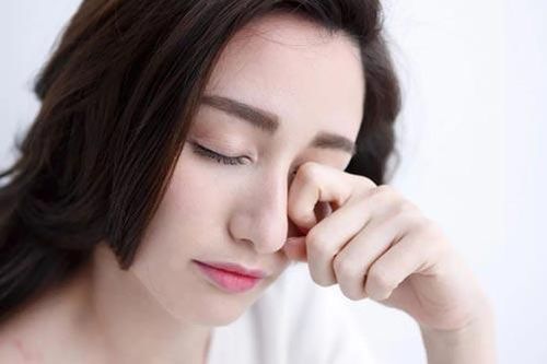 Biết điều này bạn sẽ dừng dụi mắt ngay hôm nay