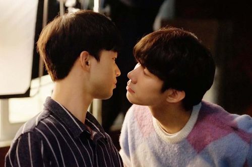 To My Star: Vô tình đi nhờ nhà vệ sinh ai ngờ rước luôn được một soái ca về dinh