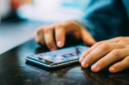iOS 14.4 vá 3 lỗi bảo mật nguy hiểm, Apple khuyến cáo người dùng iPhone nên cập nhật ngay