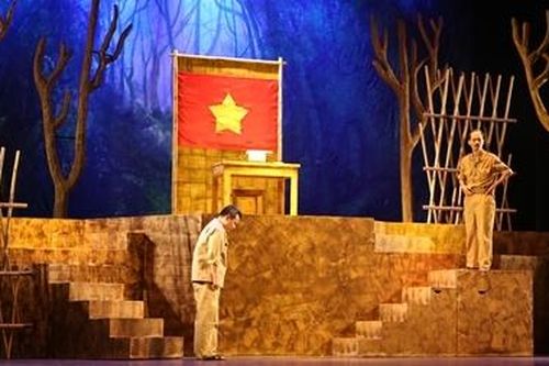 Nghệ sĩ sân khấu tưng bừng hoạt động chào mừng Đại hội Đảng