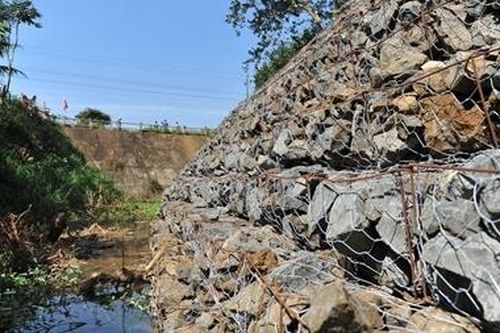 Vụ 'kênh dẫn nước hàng chục tỷ đồng...bỏ hoang': Các bên đổ lỗi cho nhau