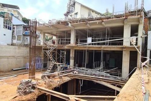 Xây khách sạn 5 tầng hầm ở thung lũng Kim Khuê ảnh hưởng 12 hộ dân, phải bồi thường