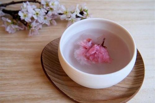 Hoa đào: bổ thận, dưỡng nhan