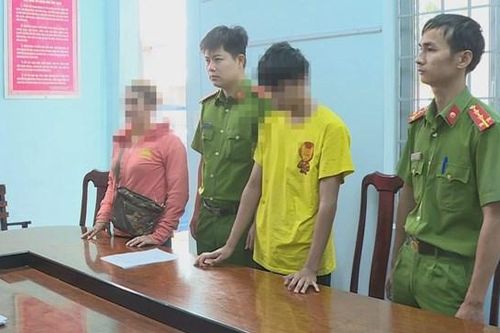 Hai thiếu niên dính vòng lao lý sau khi 'quan hệ' với bé gái 12 tuổi