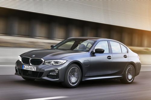 BMW 320e và 520e đời 2021 được ra mắt, giá từ 57.400 USD